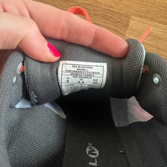 Merrell Athletic Shoes Blue and Red Breathable Mesh - Picture 4 of 6